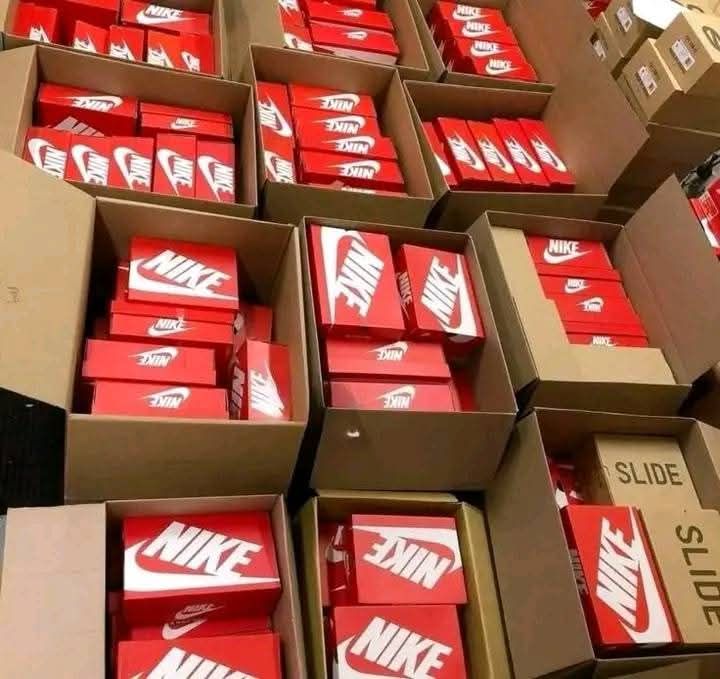 authentic Nike liquidation pallets with sneakers