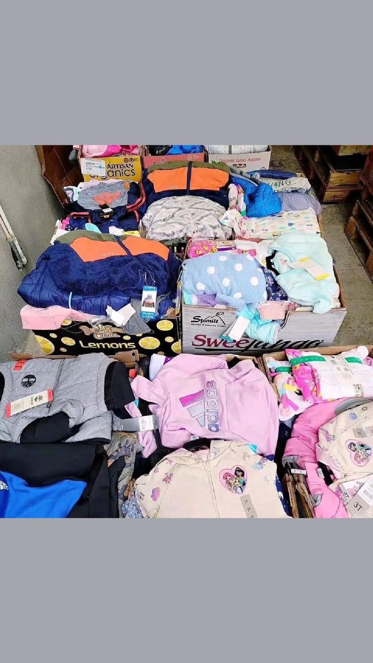 children’s clothing liquidation pallets